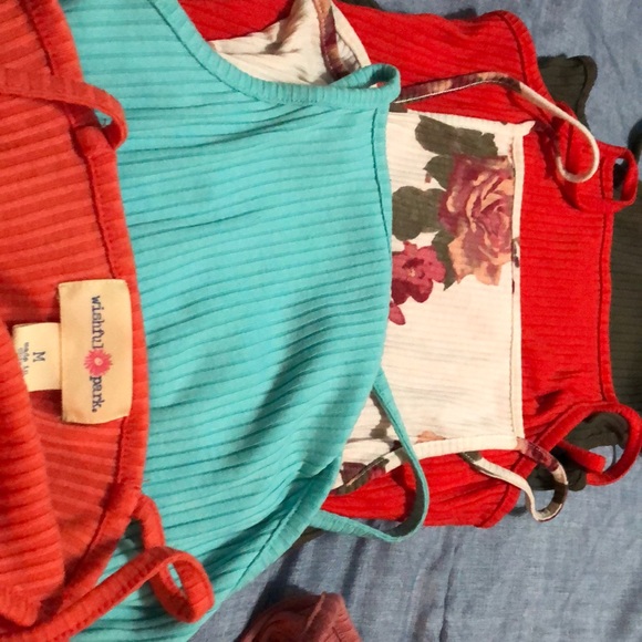 Tops - Picture 3 of 3